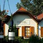 Hotel Vineyard - Szoloskert