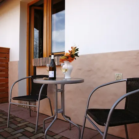 Otel Vineyard - Szoloskert 3*