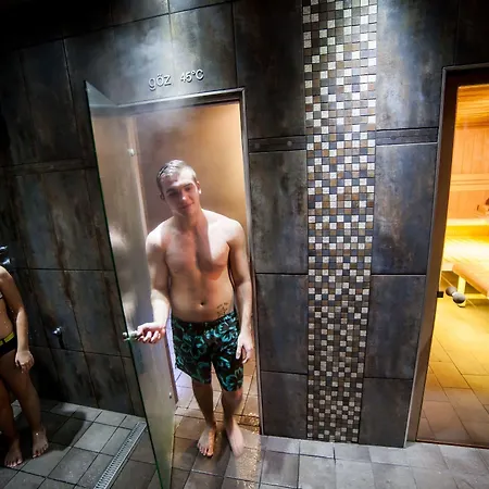 Otel Vineyard - Szoloskert 3*