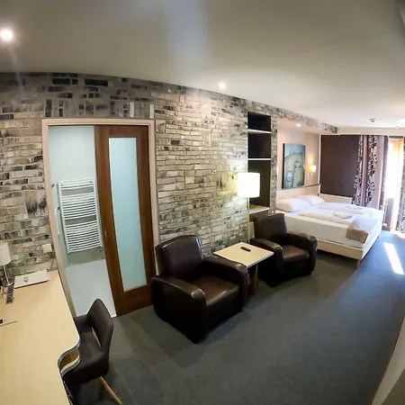 Vineyard - Szoloskert 3* Kanije